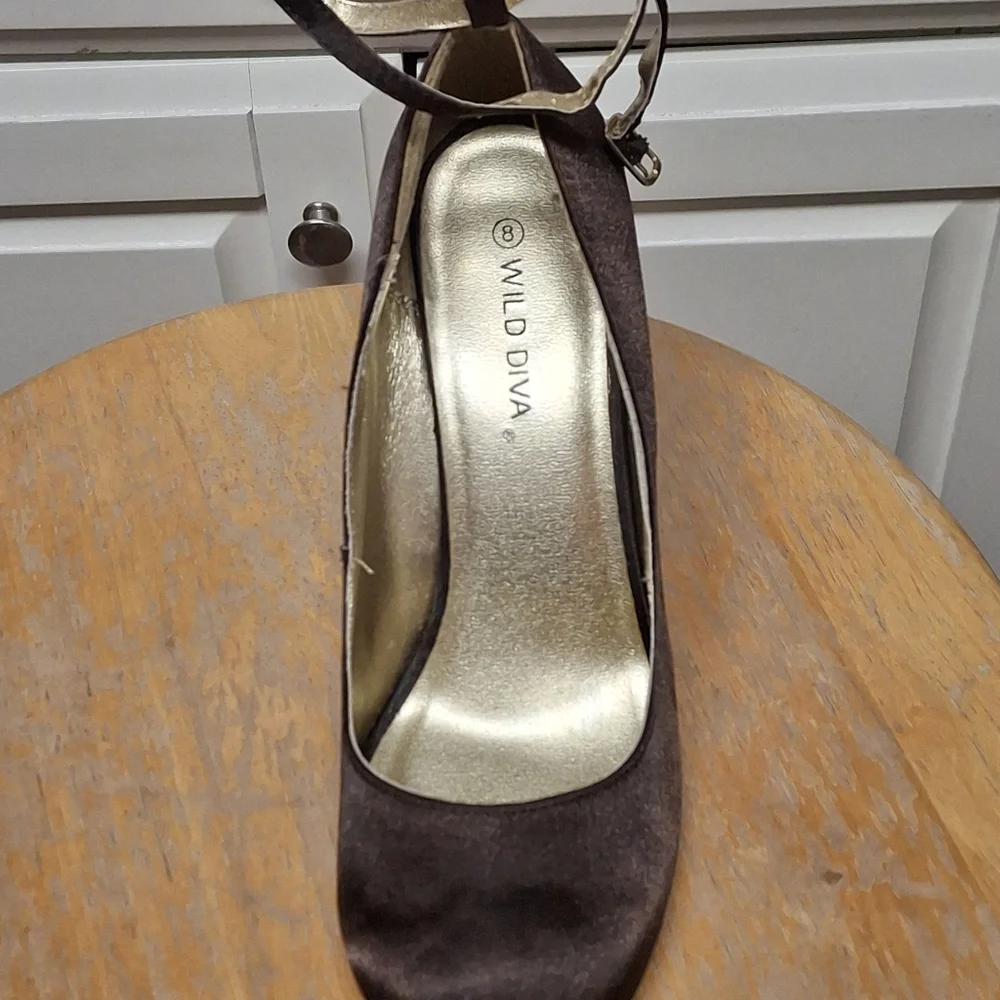 New Wild Diva Satin Closed Toe Evening Shoe Brown - Picture 4 of 7